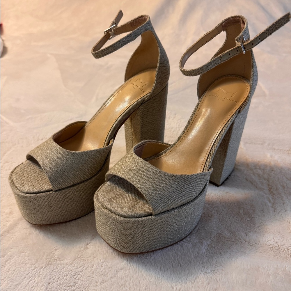 Marc Fisher Platform Sandals - Sage Green